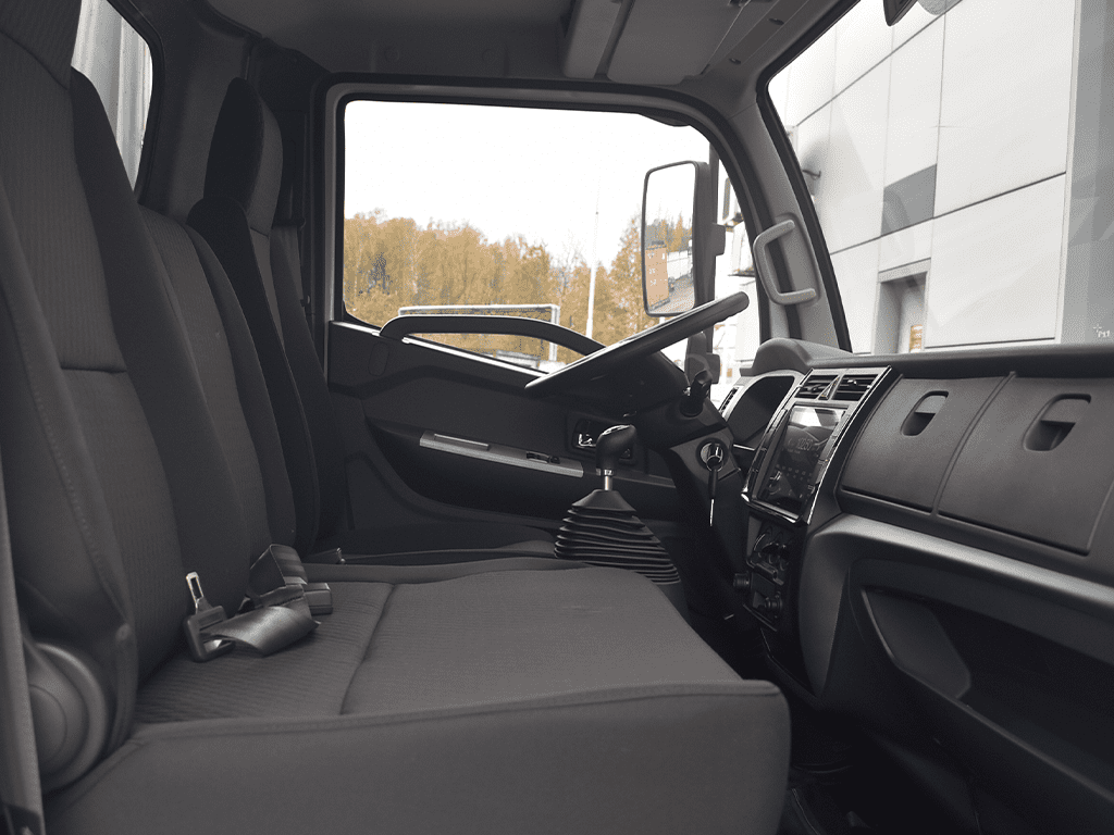 Тентованный фургон DongFeng Z55L